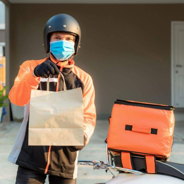 Sushis livrés chez vous : facile et rapide.